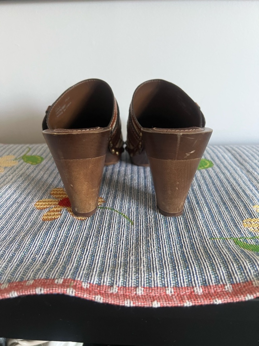 Coach Tan and Brown Signature Clog Mules with Brass Buckle 7.5 - Picture 8 of 11